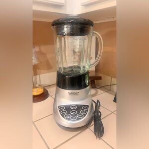 Cuisinart Silver & Black Countertop Blender